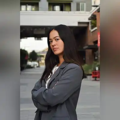 严德林